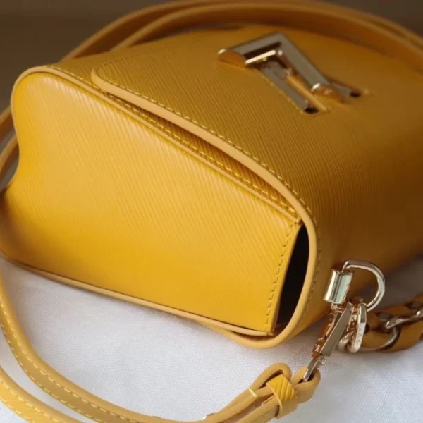 257-3-ad1ed6af92db.webp Louis Vuitton Twist Mm Cowhide Leather Handbag Sunflower Yellow 23Cm, Designer Handbags, Womens Purse, luxury bags