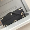 2570c926f7e5e2b2834825e51541d96d-23d471b9540c.webp Louis Vuitton Sac Main On The Go Pm Noir Beige M45659 25cm, Designer Handbags, Womens Purse, luxury bags