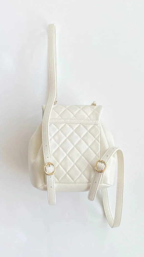 25ec1671-a7bdf2cbe2ae.webp Chanel Mini Duma Backpack White 18.5Cm/ 7.3in, Designer Handbags, Women’s Purse, luxury bags, Chanel bags
