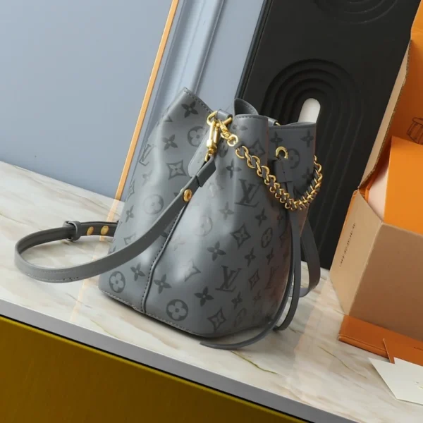 268-4-c9bef182b902.webp Louis Vuitton Nono Bb Bag Grey 20Cm, Designer Handbags, Womens Purse, luxury bags