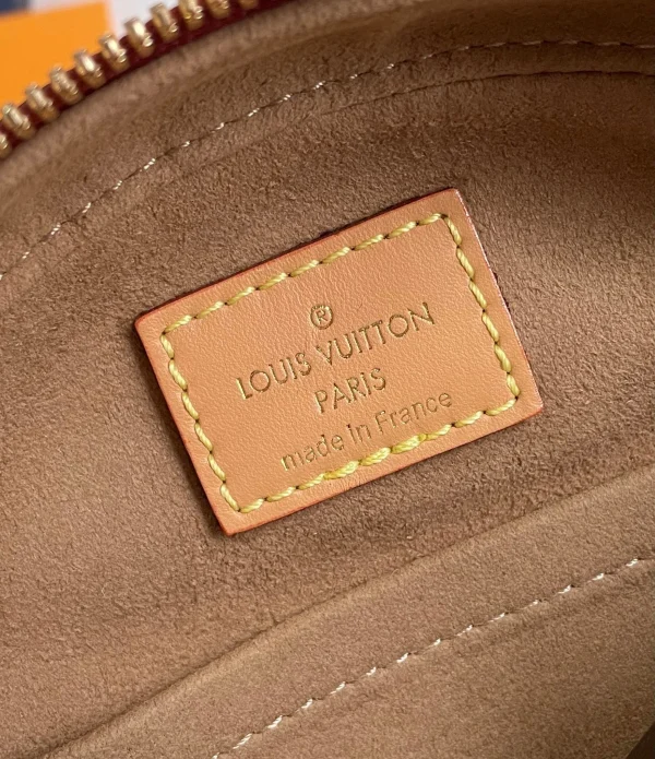 2f4eb8b8-dd7bd9097b14.webp Louis Vuitton Boite Chapeau Souple Pm 18Cm, Designer Handbags, Womens Purse, luxury bags