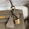 2h-f92a1eecb745.webp Hermes Kelly 25 Bag In Taupe Epsom Leather For Women 25cm/10in