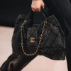 3-1-877f8de75cfa.webp Chanel Grey Bow Pattern Chain Shoulder Bag