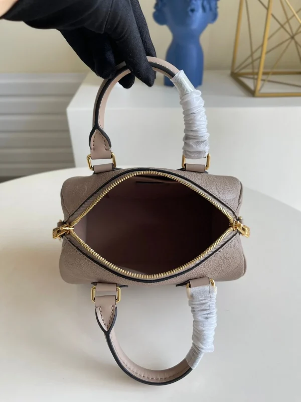 Louis Vuitton Speedy Bandoulire 25 Monogram Empreinte Tourterelle 25cm M59273, Designer Handbags, Womens Purse, luxury bags