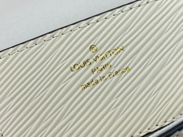 3a4214c3-372ff4d507cf.webp Louis Vuitton Twist Pm White 23Cm M59761, Designer Handbags, Womens Purse, luxury bags