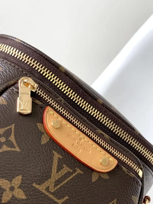 3e2ad91a054706e42eaaaaa3c7f88faa-33077fab28a1.webp Louis Vuitton Mini Bumbag Lv Monogram Small Fanny Pack Monogram 17cm M82335, Designer Handbags, Womens Purse, luxury bags
