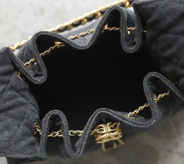 41f78f5b-d92b04e66aeb.webp Chanel crossbody bag 25 Small Handbag Washed Denim & Gold-Tone Metal Black 30cm/11.8in, Designer Handbags, Women’s Purse, luxury bags, Chanel bags