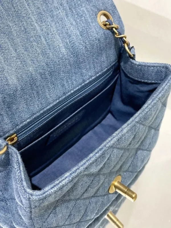 41f8af0b-8b27de4dfbab.webp Chanel Mini Denim Rectangular Crush Ghw 17Cm/6.7in, Designer Handbags, Women’s Purse, luxury bags, Chanel bags