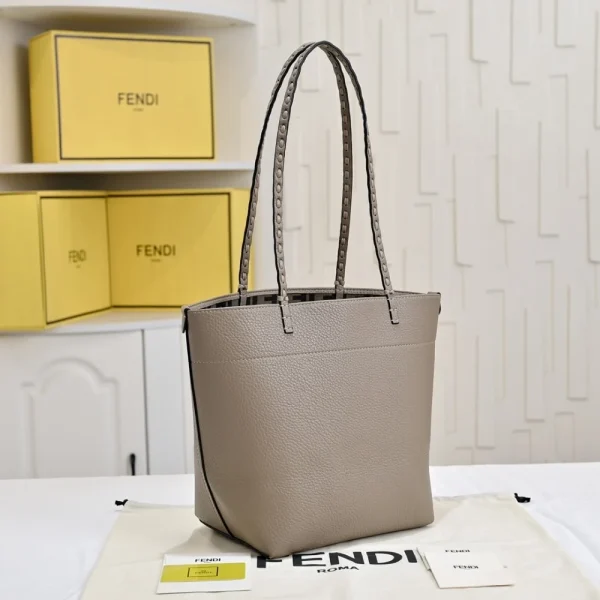 433-4-658665584386.webp Fendi Medium Roll Gray 36Cm