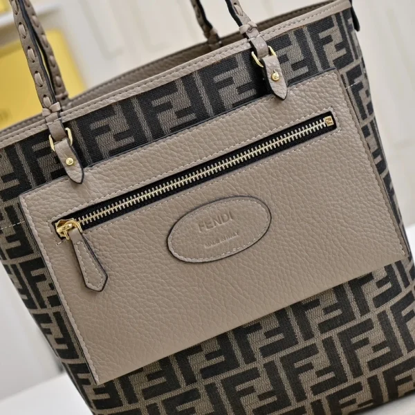 434-5-9ea030561d92.webp Fendi Medium Roll Gray 36Cm
