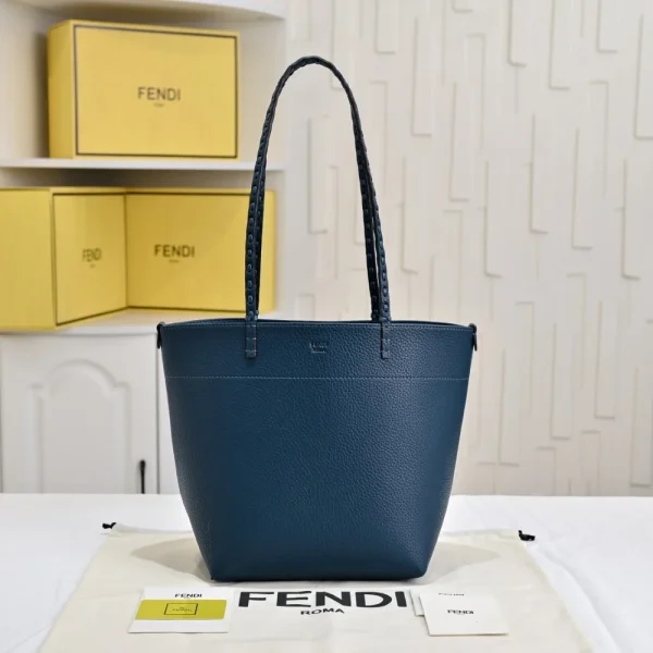 436-5-529e81e6071f.webp Fendi Medium Roll Blue 36Cm