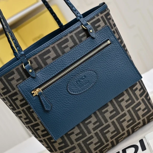 439-3-5494d5d56e0f.webp Fendi Medium Roll Blue 36Cm