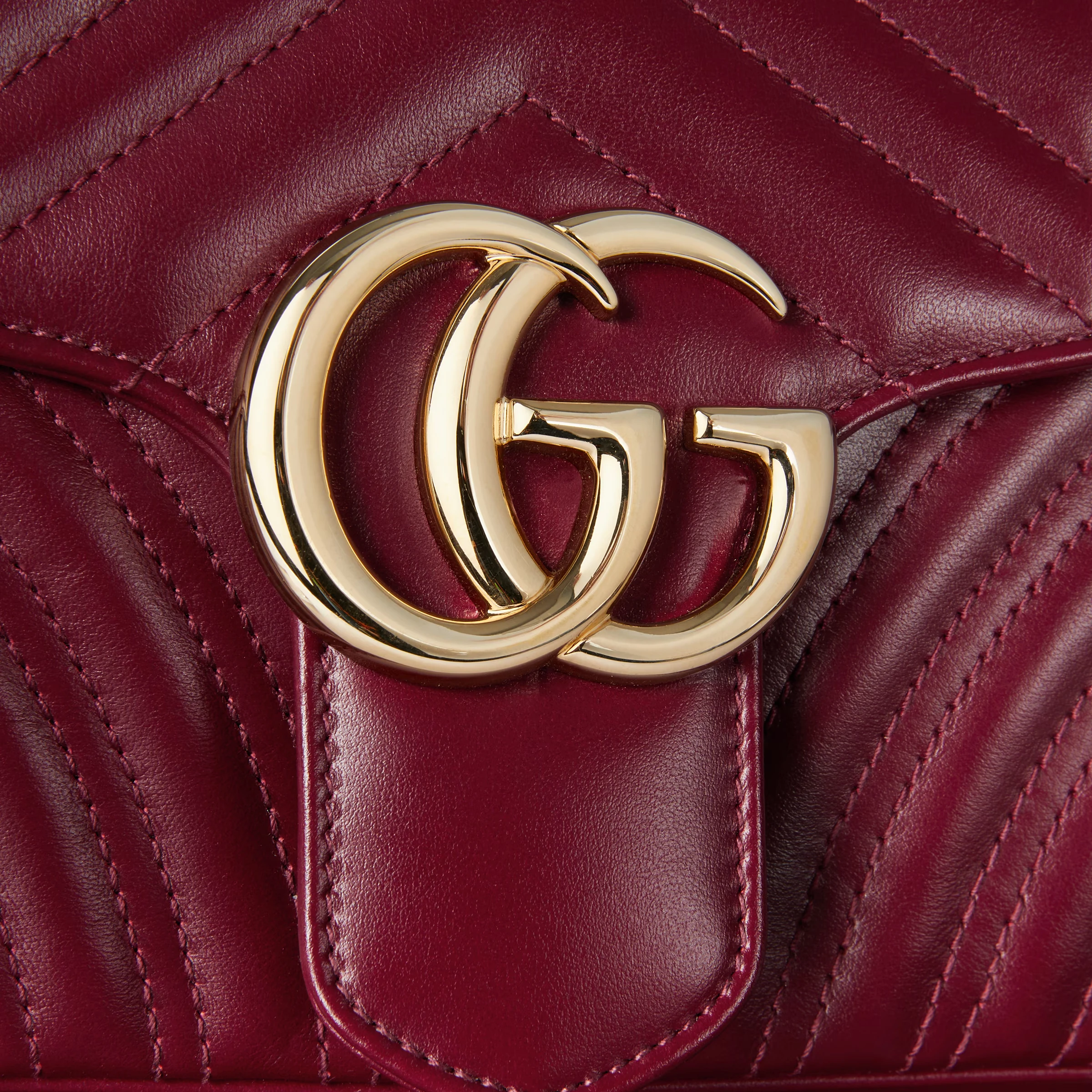 GG Marmont Small Shoulder Bag - view 9