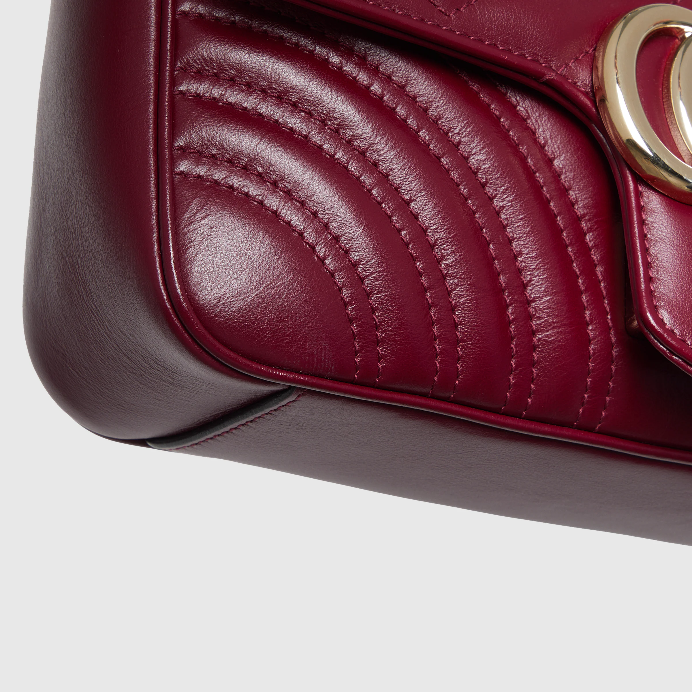 GG Marmont Small Shoulder Bag - view 8