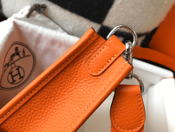 44c2f7b5-a26f0f5b22aa.webp Hermes Evelyne 16 Amazone Bag Orange With Silver Toned Hardware 18cm