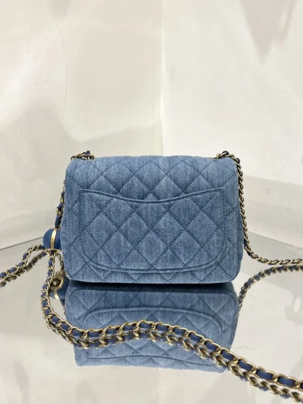4d1cb592-64320f18ff4d.webp Chanel Mini Denim Rectangular Crush Ghw 17Cm/6.7in, Designer Handbags, Women’s Purse, luxury bags, Chanel bags