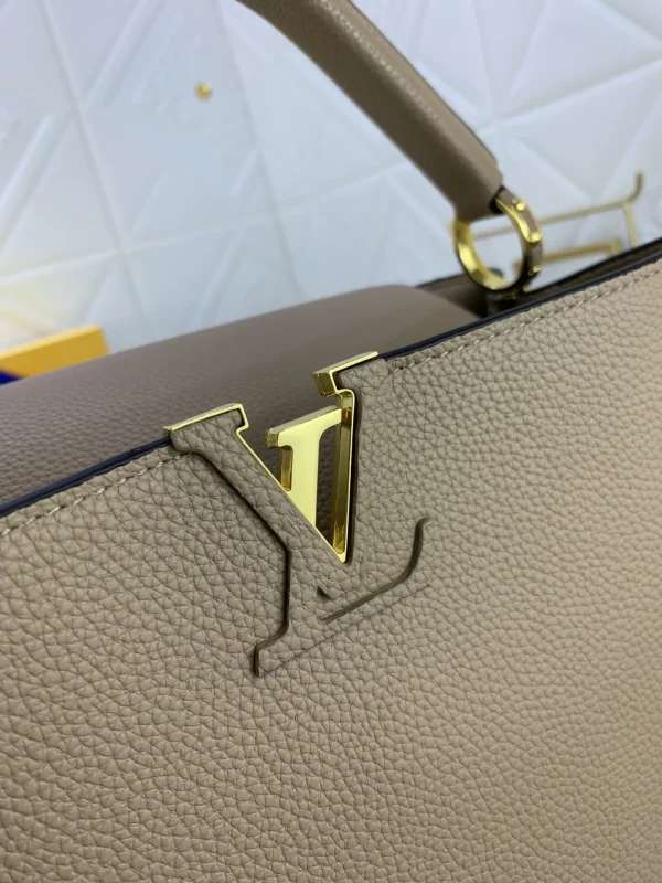 4ea53c45-9cd0dec17066.webp Louis Vuitton Capucines Mm Grey 31Cm M42253, Designer Handbags, Womens Purse, luxury bags