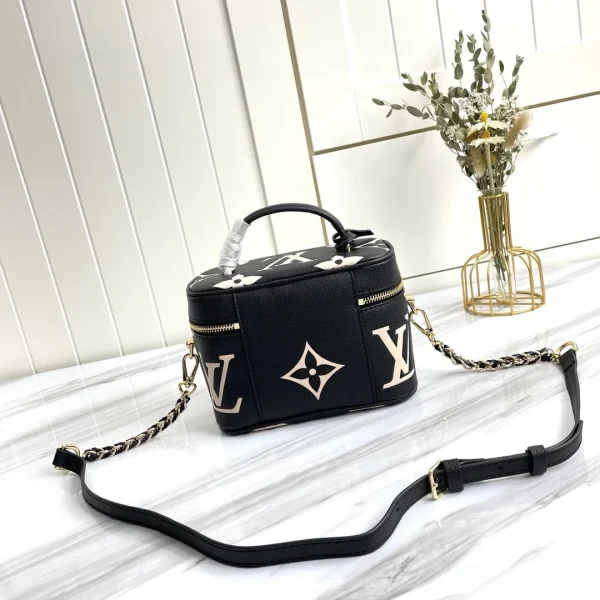 4fd2fe95-68279eedd7a7.webp Louis Vuitton Vanity Pm 39Cm, Designer Handbags, Womens Purse, luxury bags