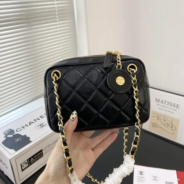 5-7-27378785e4f5.webp Chanel Mini Camera Case Black 18Cm/7.1in, Designer Handbags, Women’s Purse, luxury bags, Chanel bags