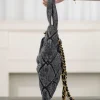 5-be7d1f1eb28d.webp Chanel Grey Bow Pattern Chain Shoulder Bag