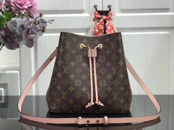 51dd6961-94bfc5497177.webp Louis Vuitton N Ono Rose Poudre Pink 26Cm, Designer Handbags, Womens Purse, luxury bags