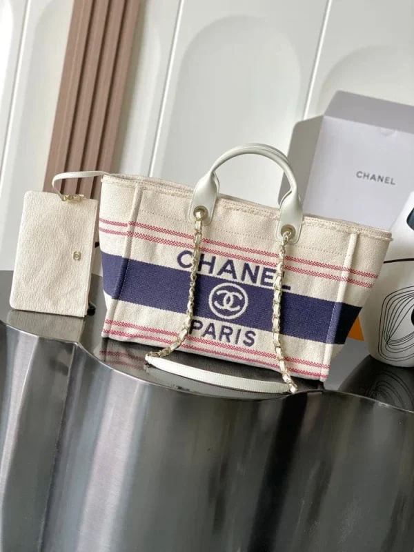 520cb694-59eb48bf2928.webp Chanel Crossbody Shopping Bag 35cm/ 13.8in White, Designer Handbags, Women’s Purse, luxury bags, Chanel bags