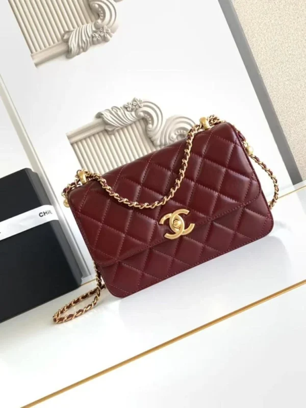 531e36e4-3365aaca29b4.webp Chanel Calfskin Quilted Perfect Fit Flap Red 22cm, Designer Handbags, Women’s Purse, luxury bags, Chanel bags