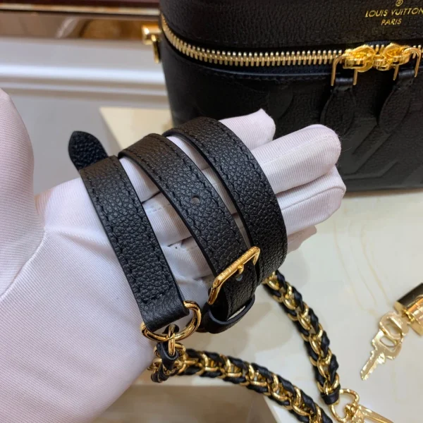 5545aab9-b91f97ce1bfb.webp Louis Vuitton Vanity Pm Black 19cm/7.5in, Designer Handbags, Womens Purse, luxury bags