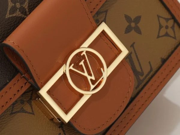 56b99a5a5bb7c7b5964b684a59c18950-0f85b287e20d.webp Louis Vuitton Mini Dauphine Other Monogram Canvas Women 20Cm M45959, Designer Handbags, Womens Purse, luxury bags