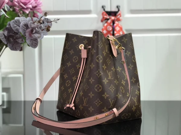 56f89b63-690acd025f1a.webp Louis Vuitton N Ono Rose Poudre Pink 26Cm, Designer Handbags, Womens Purse, luxury bags