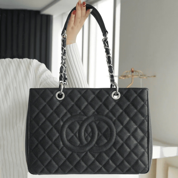 5c15a79f-c7c1-4877-9fdb-34fe25262f7e-90bdfa8c034e.webp Chanel Classic Tote Bag Silver Hardware Black 34cm, Designer Handbags, Women’s Purse, luxury bags, Chanel bags
