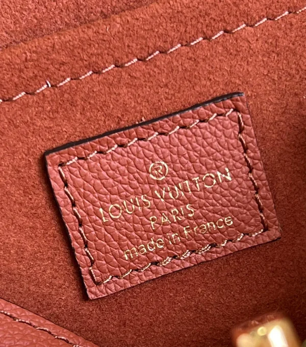 5d75d001-0abdad6fc5a0.webp Louis Vuitton Lockme Tender 19Cm Chataigne Brown, Designer Handbags, Womens Purse, luxury bags