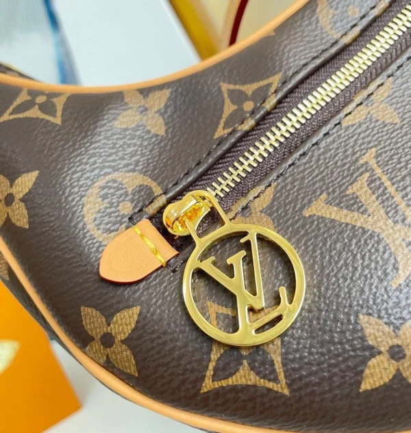 6061d32642312688cea0a2d74e7d9285-2fc77b0f44f5.webp Louis Vuitton Loop Bag Monogram Canvas M81098 23cm/9.1in, Designer Handbags, Womens Purse, luxury bags