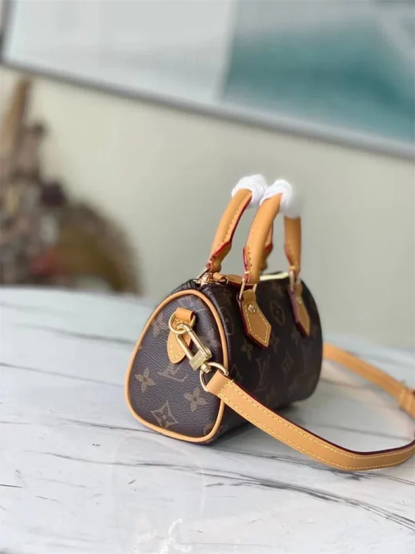 618f698e-5f589c1d201a.webp Louis Vuitton Nano Speedy Beige 16Cm, Designer Handbags, Womens Purse, luxury bags