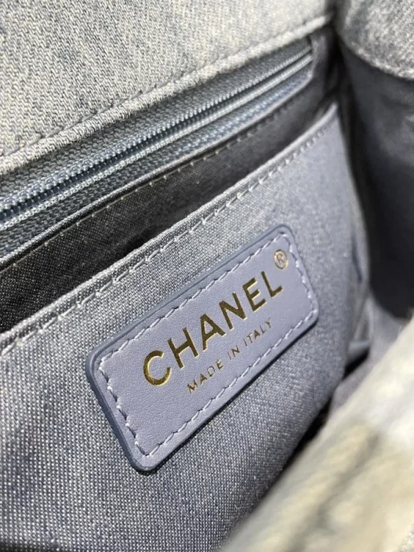 6660f206-f3adc5809393.webp Chanel Mini Denim Rectangular Crush Ghw 17Cm/6.7in, Designer Handbags, Women’s Purse, luxury bags, Chanel bags