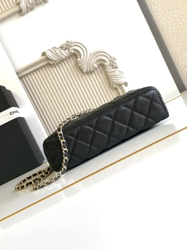 6f95028b-df98bddd6795.webp Chanel 25C Vanity Case Black 20cm, Designer Handbags, Women’s Purse, luxury bags, Chanel bags