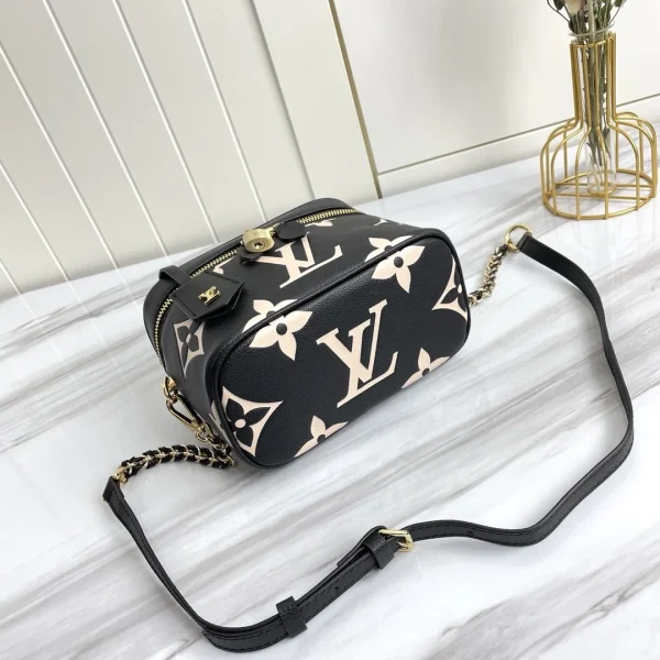 73738a8f-99b70ae25df2.webp Louis Vuitton Vanity Pm 39Cm, Designer Handbags, Womens Purse, luxury bags