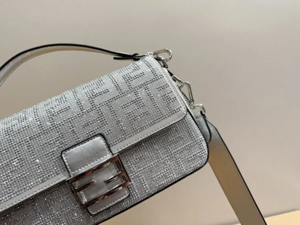 8-3-4d726a3f755c.webp Fendi Baguette Silver Crystal Trim 25Cm