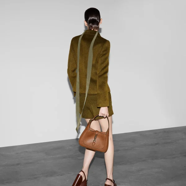 810232_AAD5V_2542_006_100_0000_Light-Gucci-Jackie-1961-small-shoulder-bag-6d2b6104b14d.webp Jackie 1961 Small Shoulder Bag