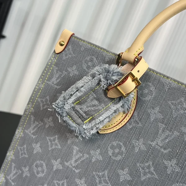 82d7ad04-db1da3341d4a.webp Louis Vuitton OnTheGo MM Bag ‘Washed Grey M13189 32cm/ 12.6in, Designer Handbags, Womens Purse, luxury bags