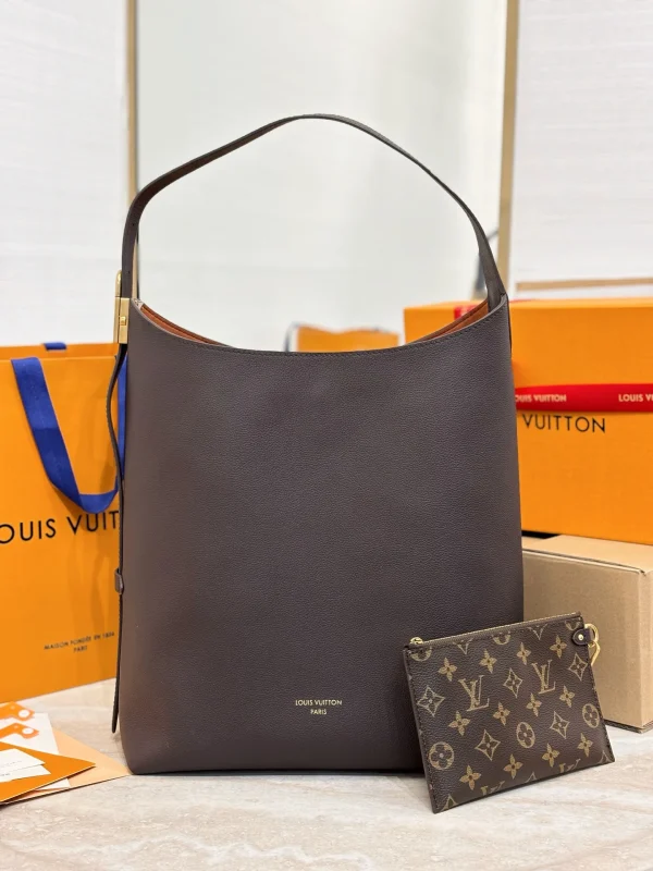 869e2b32-04e65d1996b3.webp Louis Vuitton Low Key Hobo MM 35cm/ 13.8in, Designer Handbags, Womens Purse, luxury bags