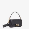 8BR600A72VF15ZW_02-969ebb3007c3.webp Baguette
