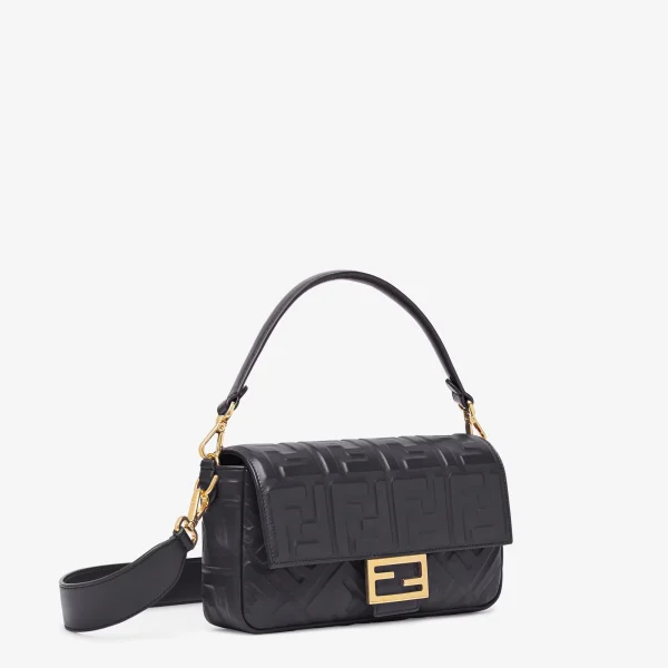 8BR600A72VF15ZW_02-969ebb3007c3.webp Baguette