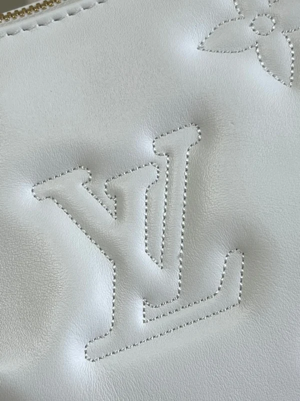 8f42a173-c7339c24d2d1.webp Louis Vuitton Over The Moon 27Cm White, Designer Handbags, Womens Purse, luxury bags