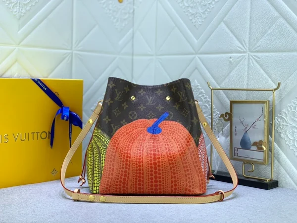 8ksZdF9-f32069abd193.webp Louis Vuitton X Yayoi Kusam Neonoe Mm 26Cm M46473, Designer Handbags, Womens Purse, luxury bags