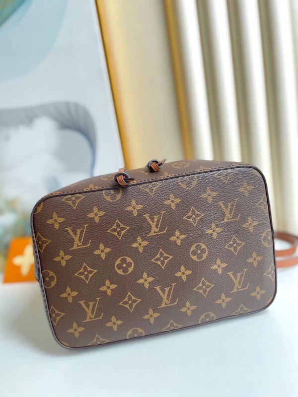 9029a8f0b2aae35ab078bfe99da38b55-9f18e0566a71.webp Louis Vuitton Luxury Monogram Canvas And Leather Handbag Neonoe Caramel, Designer Handbags, Womens Purse, luxury bags