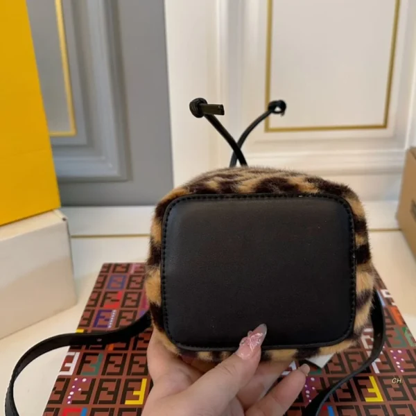 94-4-67bb80cc9e44.webp Fendi Mon Tresor Sheepskin Bag Brown 20Cm