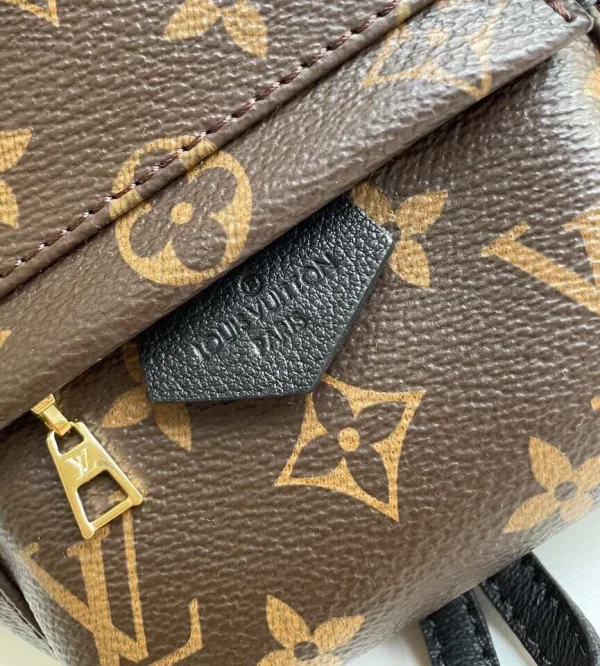 9460abbbcad2026a92bf6cf7bf0c66b3-dc148057ec26.webp Louis Vuitton Palm Springs Backpack Mini Monogram Canvas 17cm/6.7in, Designer Handbags, Womens Purse, luxury bags