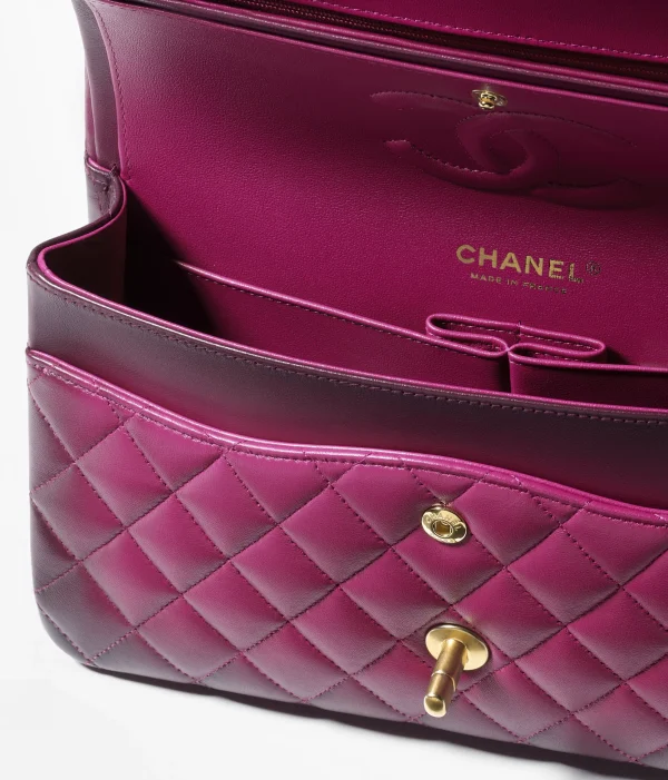 Classic 11.12 Handbag