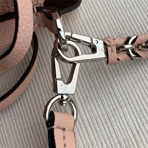 957be164-279b5053fa94.webp Louis Vuitton Bella 22Cm Magnolia Pink, Designer Handbags, Womens Purse, luxury bags